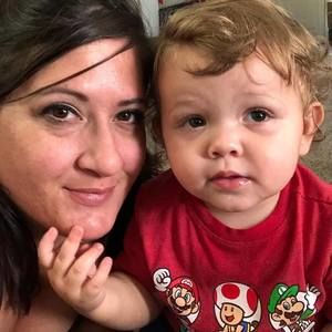 Meet your Posher, Larayne